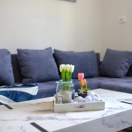 Lägenhet Two Bedroom With Terrace A2 Pula