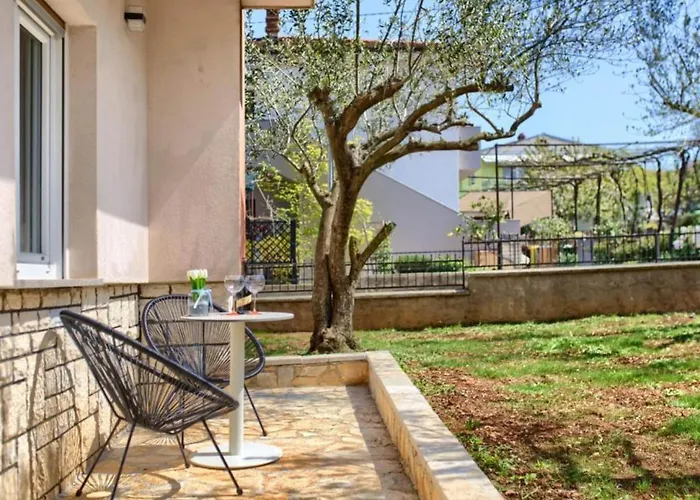Two Bedroom With Terrace A2 * Pola